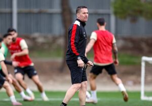 دومینوی اتفاقات ترسناک و مخرب در پرسپولیس با طعنه به تراکتور؛ ورود آقا کریم بعد از خشم اوسمار!