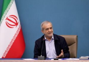پزشکیان از ستاد انتخابات کشور بازدید کرد