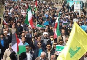 راهپیمایی محکومیت جنایات آمریکا و رژیم صهیونیستی پس از برپایی نمازجمعه