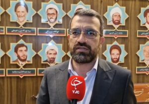 مردم ایران به‌دنبال سر ترامپ هستند