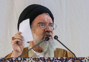 عضو مجلس خبرگان: آیتالله مجتبی خامنهای در حوزه به عنوان چهره با فضل شناخته میشوند