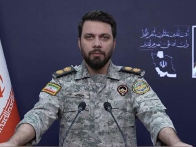 نمیگذاریم حتی یک لیتر نفت به نفع آمریکا و شرکای آنها از تنگه هرمز عبور کند