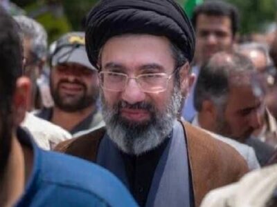 اولین پیام حضرت آیتالله سیدمجتبی حسینی خامنهای تا دقایقی دیگر منتشر خواهد شد