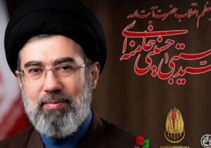 تنگه هرمز باید همچنان بسته بماند/ از انتقام خون شهیدان صرف نظر نخواهیم کرد