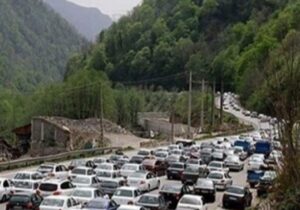 یکطرفه شدن جاده چالوس و آزادراه تهران – شمال از ساعت ۲۲ امشب