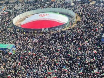 مراسم تشییع قهرمانان «ناو دنا»، «علی لاریجانی» و سردار غلامرضا سلیمانی