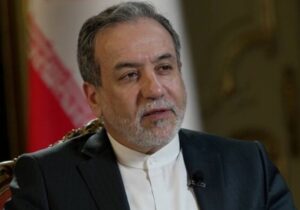 کنایه سید عباس عراقچی به آمریکا در خصوص تکرار سناریوی ویتنام در ایران