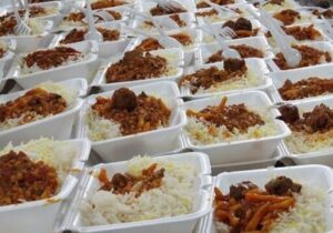 کمیته امداد ۴۵ میلیون وعده غذای گرم توزیع کرد