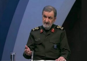 هشدار محسن رضایی به ترامپ: پاسخ ایران «سر در برابر چشم» خواهد بود