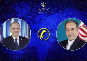گفتوگوی وزرای امور خارجه ایران و یونان درباره پیامدهای جنگ تحمیلی