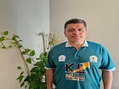 یکسری از بازیکنان پول داده‌اند تا در تیم ملی فوتبال بازی کنند