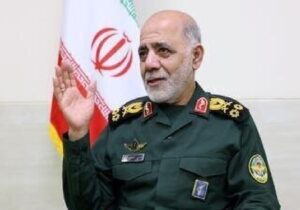 سرلشکر عبداللهی: پرچم پر افتخاری که در دستان «تنگسیری» بود، بر زمین نخواهد ماند