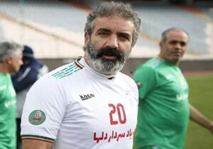 ترامپ مثل عصر حجریها میماند/ برخی افراد خودشان را به کری و کوری زدند