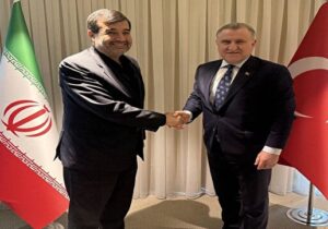 دنیامالی: سالن ۱۲ هزار نفری آزادی را بهتر از گذشته میسازیم/ در فوتبال و کشتی روابط را گسترش دهیم