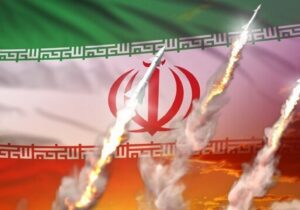 موج ۹۸ عملیات وعده صادق/ سپاه پاسداران ناو بالگردبر آمریکایی را مجبور به عقبنشینی کرد