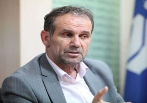 تذکر به وزیر علوم درخصوص نامه رئیس دانشگاه تهران برای خودداری از حمله به دانشگاههای کشورهای متخاصم