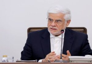 عارف: تجاوز نظامی به کنیسه و کلیسا حمله به میراث رواداری ماست