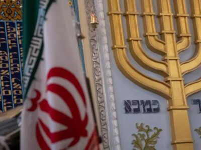 با صدای رسا فریاد می‌زنیم که تا پای جان برای حفظ میهن عزیزمان ایستاده‌ایم