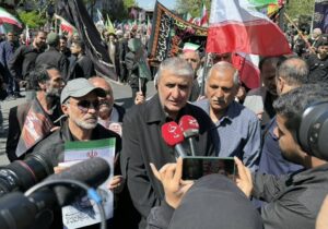 اسلامی: رهبر شهید انقلاب اسلامی راهگشا بودند/ نیرو‌های مسلح ما تقاضای آتش‌بس نکردند