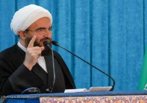 خطیب نماز جمعه تهران: ایران سربلند با قاطعیت از چله جهاد و حماسه بیرون آمد