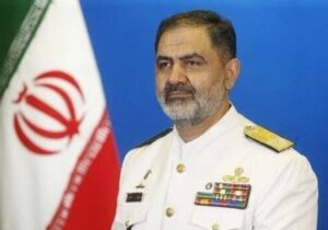 دریادار ایرانی: تهدیدهای ترامپ خندهدار است
