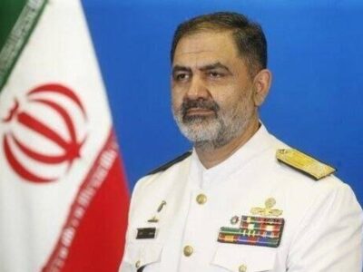 دریادار ایرانی: تهدیدهای ترامپ خندهدار است
