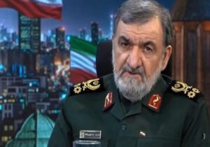 محسن رضایی: ایران در موقعیت تاریخی مهمی قرار گرفته است