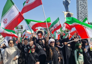 رزمایش دختران جان فدای ایران در تهران