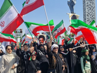 رزمایش دختران جان فدای ایران در تهران