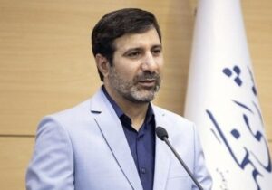 انتخابات میان دوره‌ای مجلس و خبرگان رهبری با توجه به تعویق انتخابات شورا‌ها به تعویق افتاد