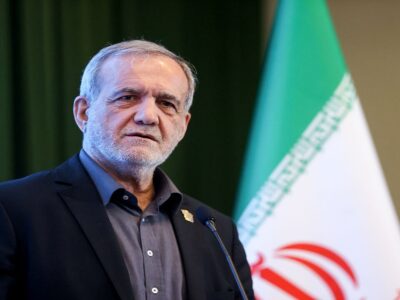 پزشکیان: ورزشکاران نماد عرق ملی و ایستادگی در برابر تهدیدات هستند