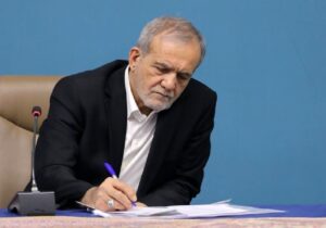 رئیسجمهور: امروز در برابر دشمنان تمدنستیز، باید به اندیشههای سترگ سعدی رجوع کنیم
