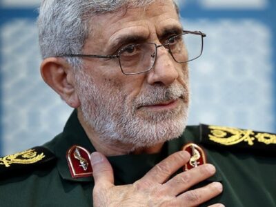 سردار قاآنی: اتحاد خیابان و انسجام مسئولان پشتوانه جبهه مقاومت و رزمندگان مقابل دشمن است
