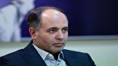کارگران در روزهای جنگ بذر امید میکارند