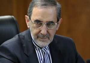 ولایتی: ترامپ از اوضاع اقتصادی و سیاسی جهان بیاطلاع است
