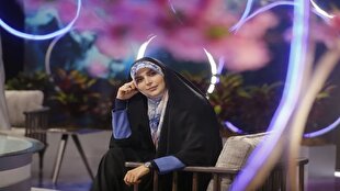 دلتنگی مژده لواسانی برای روزهای شلوغ نمایشگاه کتاب/ دلگرمیام روشن ماندن چراغ نمایشگاه است