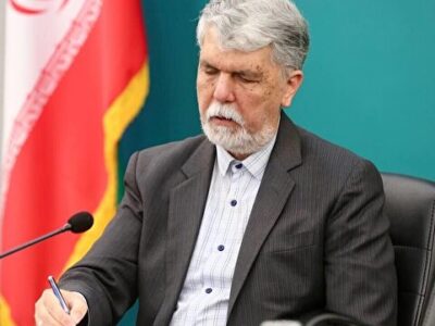 زبان فارسی از مهمترین ستون‌های ماندگاری صدای مستقل ایران در جهان است