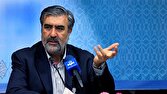 فقط کشتیهای طرف همکاری با ایران حق عبور از تنگه هرمز را دارند