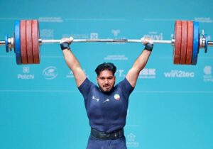 وزنهبرداری قهرمانی آسیا؛ نصیری طلا را از چنگ قهرمان المپیک درآورد