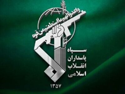 مرکز ناوگان پنجم دریایی آمریکا مورد تهاجم موشکی و پهپادی سپاه قرار گرفت