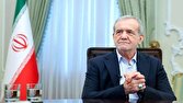 پزشکیان: با رهبری انقلاب تجدید پیمان میکنم که از سرمایه وحدت و انسجام حفاظت کنم