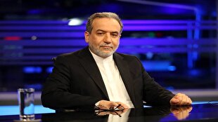 عراقچی: توافق با آمریکا در دو مرحله و امضای تفاهمنامه از راه دور انجام میشود