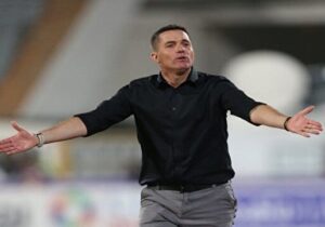 اوسمار: پرسپولیس برای هر تصمیمی آماده است؛ هدف ما سهمیه آسیاست