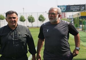 رحیم پور: تیم ملی فوتبال با این نحوه بازی شانسی برای صعود ندارد
