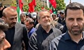 حضور پزشکیان در تشییع رهبر شهید انقلاب