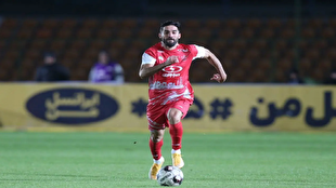 میلاد محمدی قراردادش را با پرسپولیس تمدید میکند