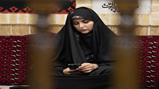 مژده لواسانی: کوچکترین مزارهای جهان را در گلزار شهدای میناب میبینید + فیلم