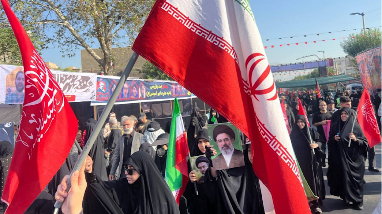 تهران میزبان میلیونها دلداده در مراسم جاماندگان اربعین حسینی