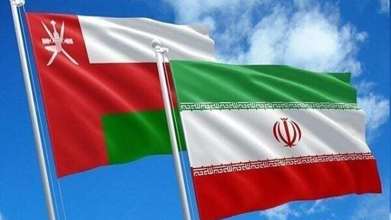 ادامه مذاکرات ایران و عمان درباره تنگه هرمز