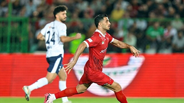 لیگ برتر فوتبال؛ پرسپولیس - ملوان، آزمونی برای تارتار پیش از دربی لیگ برتر فوتبال؛ پرسپولیس – ملوان، آزمونی برای تارتار پیش از دربی